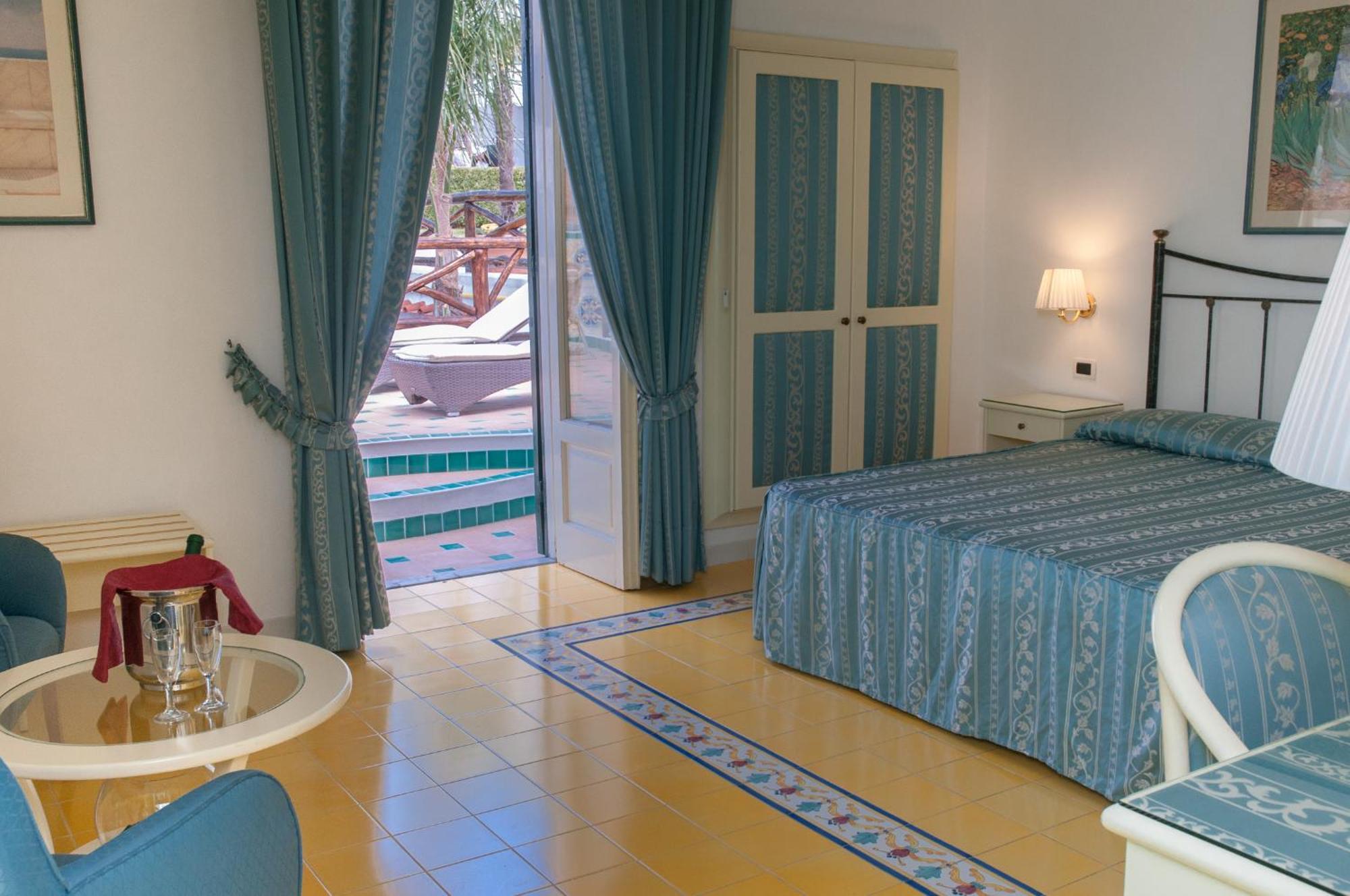 Hotel Villa Bianca Forio di Ischia Kültér fotó