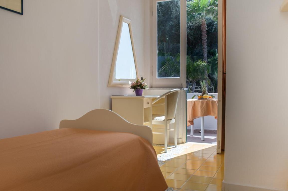 Hotel Villa Bianca Forio di Ischia Kültér fotó