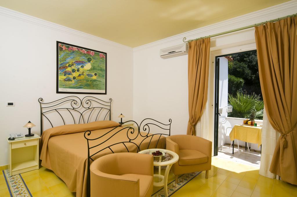 Hotel Villa Bianca Forio di Ischia Kültér fotó