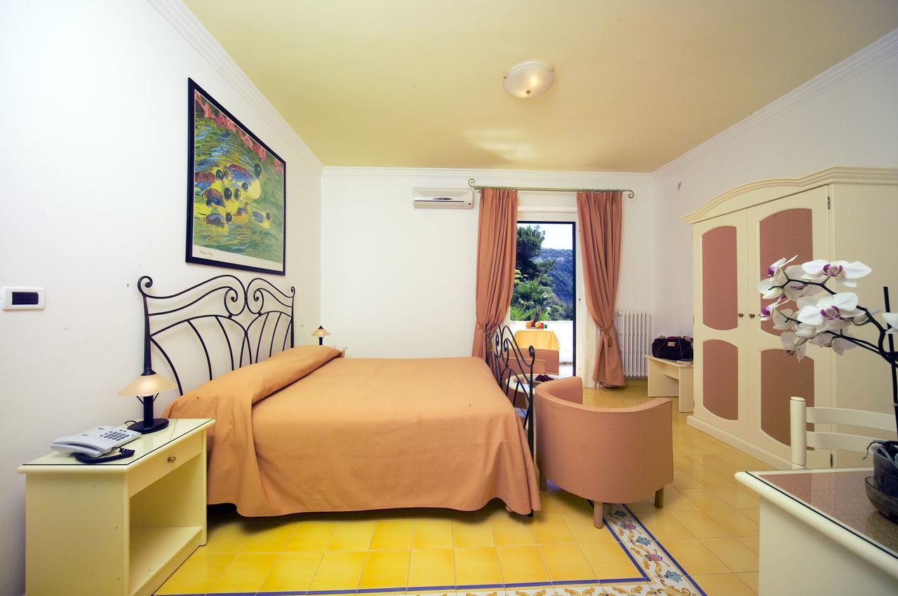 Hotel Villa Bianca Forio di Ischia Kültér fotó