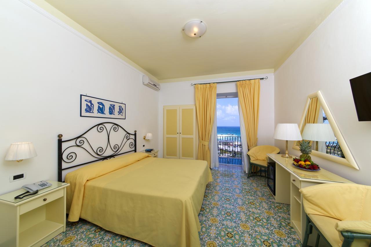 Hotel Villa Bianca Forio di Ischia Kültér fotó