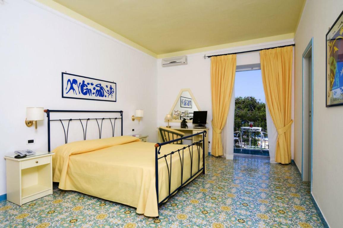 Hotel Villa Bianca Forio di Ischia Kültér fotó